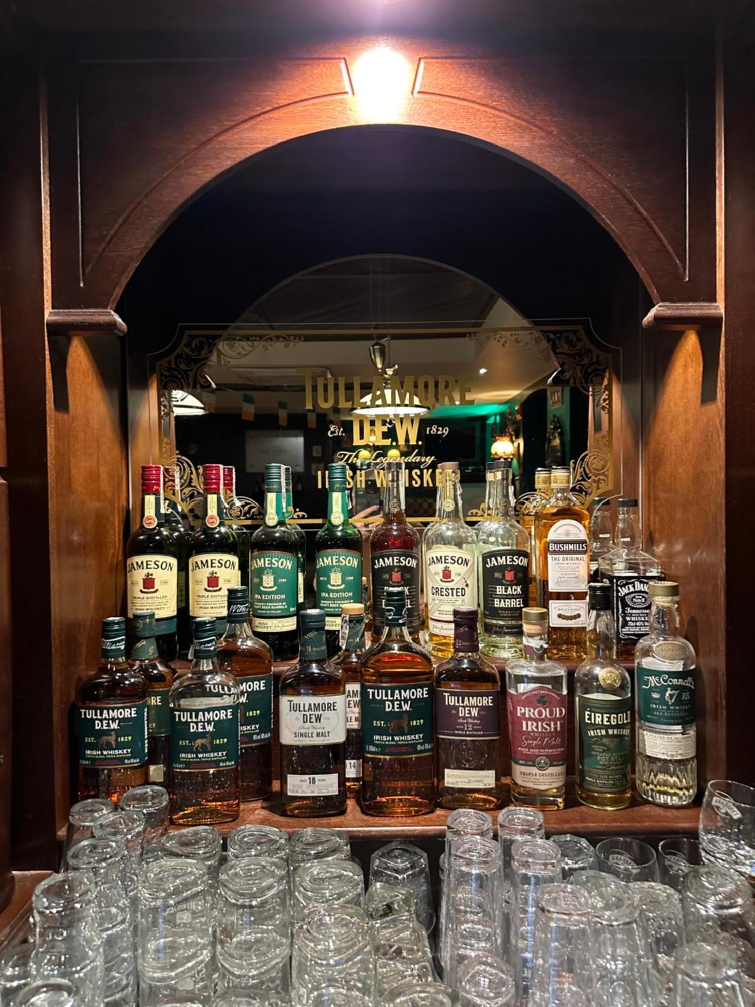 Shoemaker Irish Pub & Accommodation Kielce Esterno foto