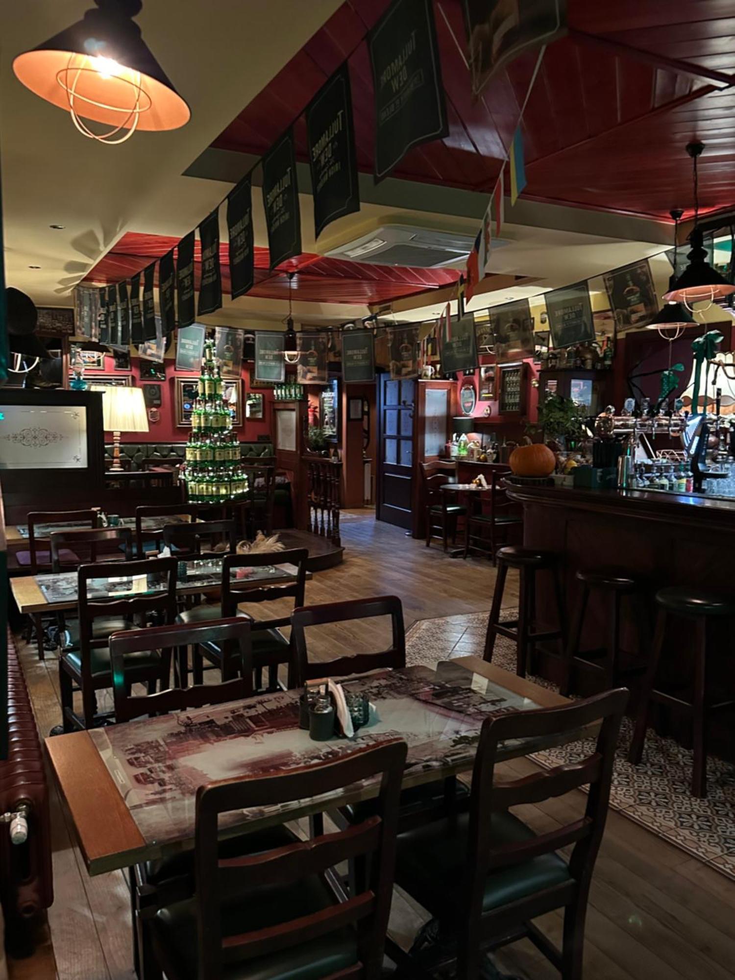 Shoemaker Irish Pub & Accommodation Kielce Esterno foto