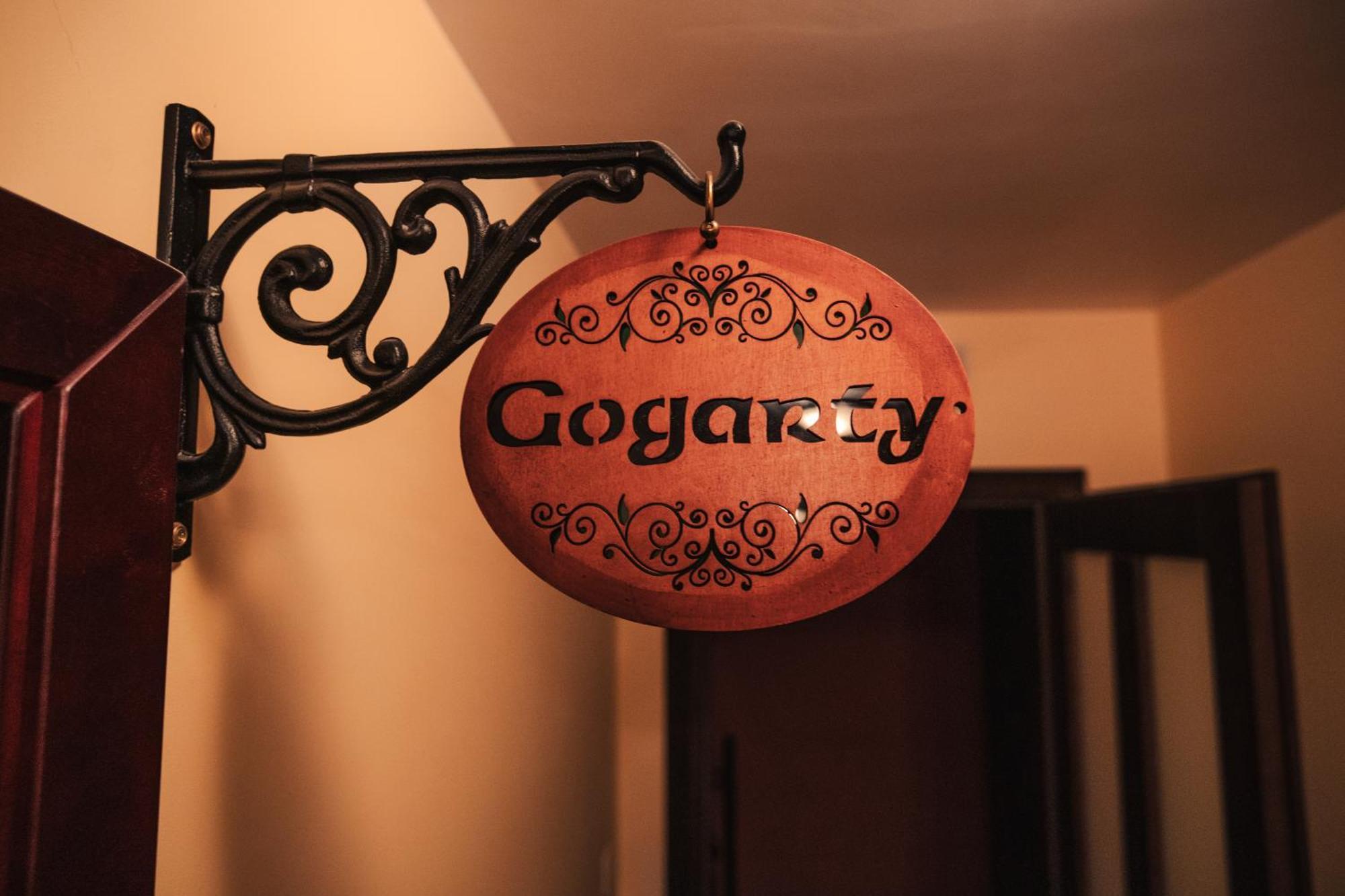 Shoemaker Irish Pub & Accommodation Kielce Esterno foto