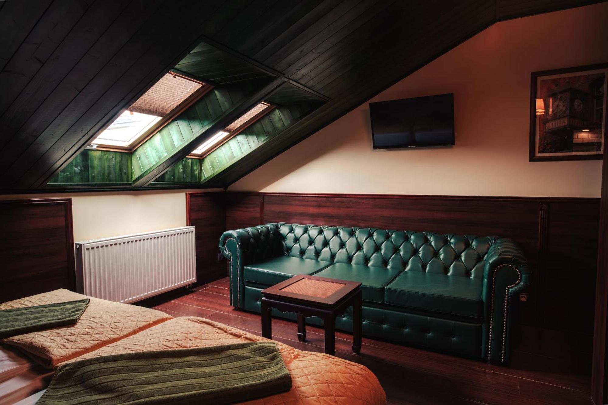 Shoemaker Irish Pub & Accommodation Kielce Esterno foto
