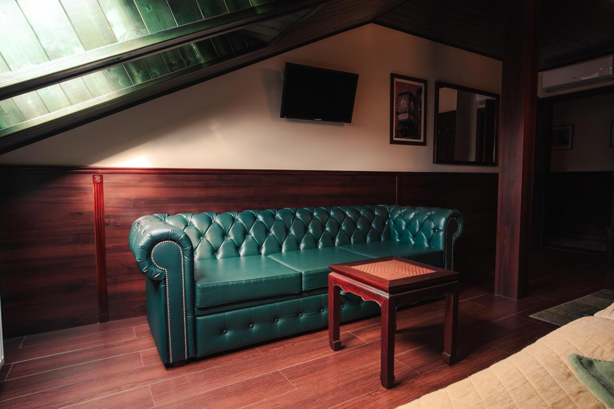 Shoemaker Irish Pub & Accommodation Kielce Esterno foto